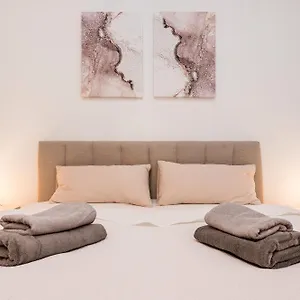 Aparthotel Schiller Neukoelln